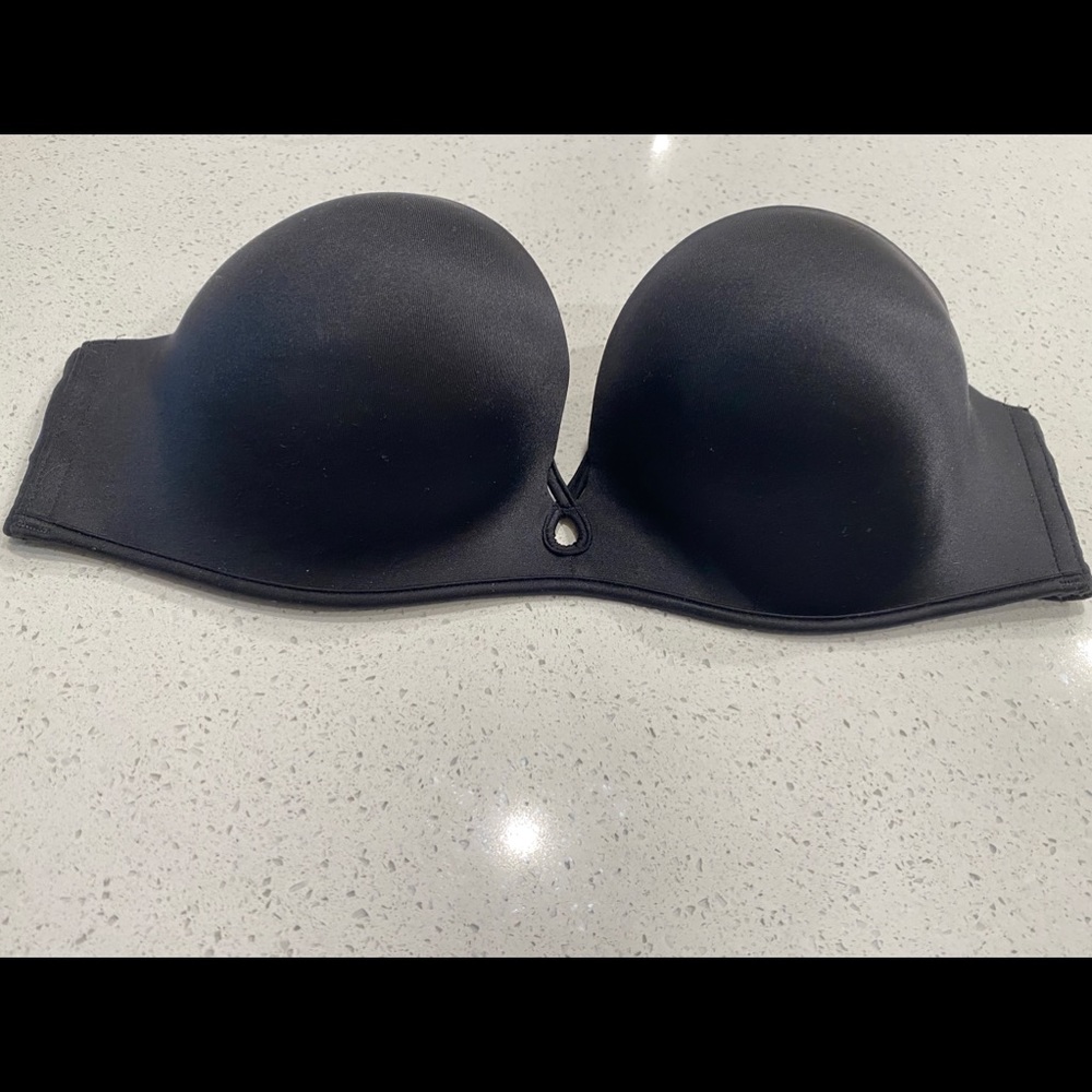 Bombshell strapless bra